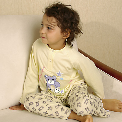 Girl's pyjamas long sleeve